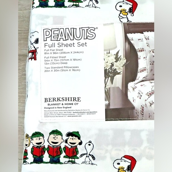 Berkshire Peanuts Snoopy Woodstock Sally Linus Christmas Caroling Full Sheet Set - Picture 5 of 6